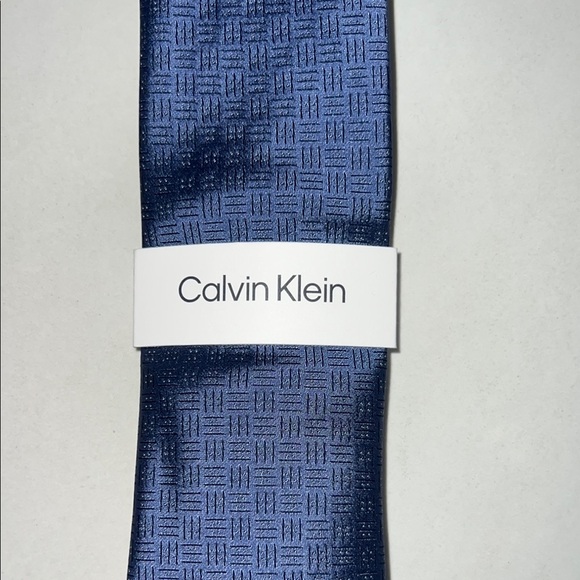 NWT Calvin Klein Light Navy Blue Pattern Tie - Picture 2 of 5